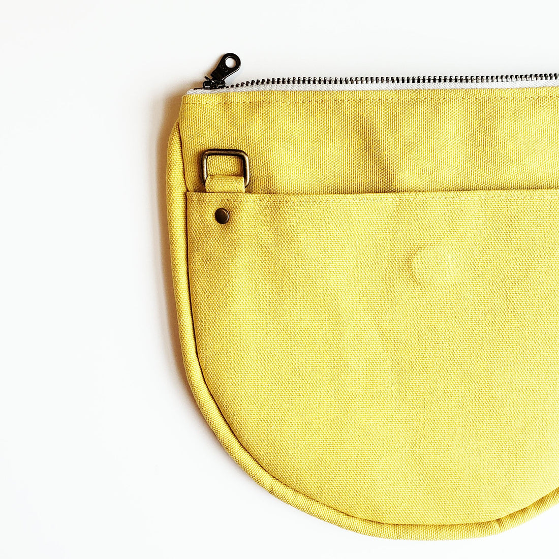 Luna Crossbody Sewalong: Part 7, Making + Installing Piping